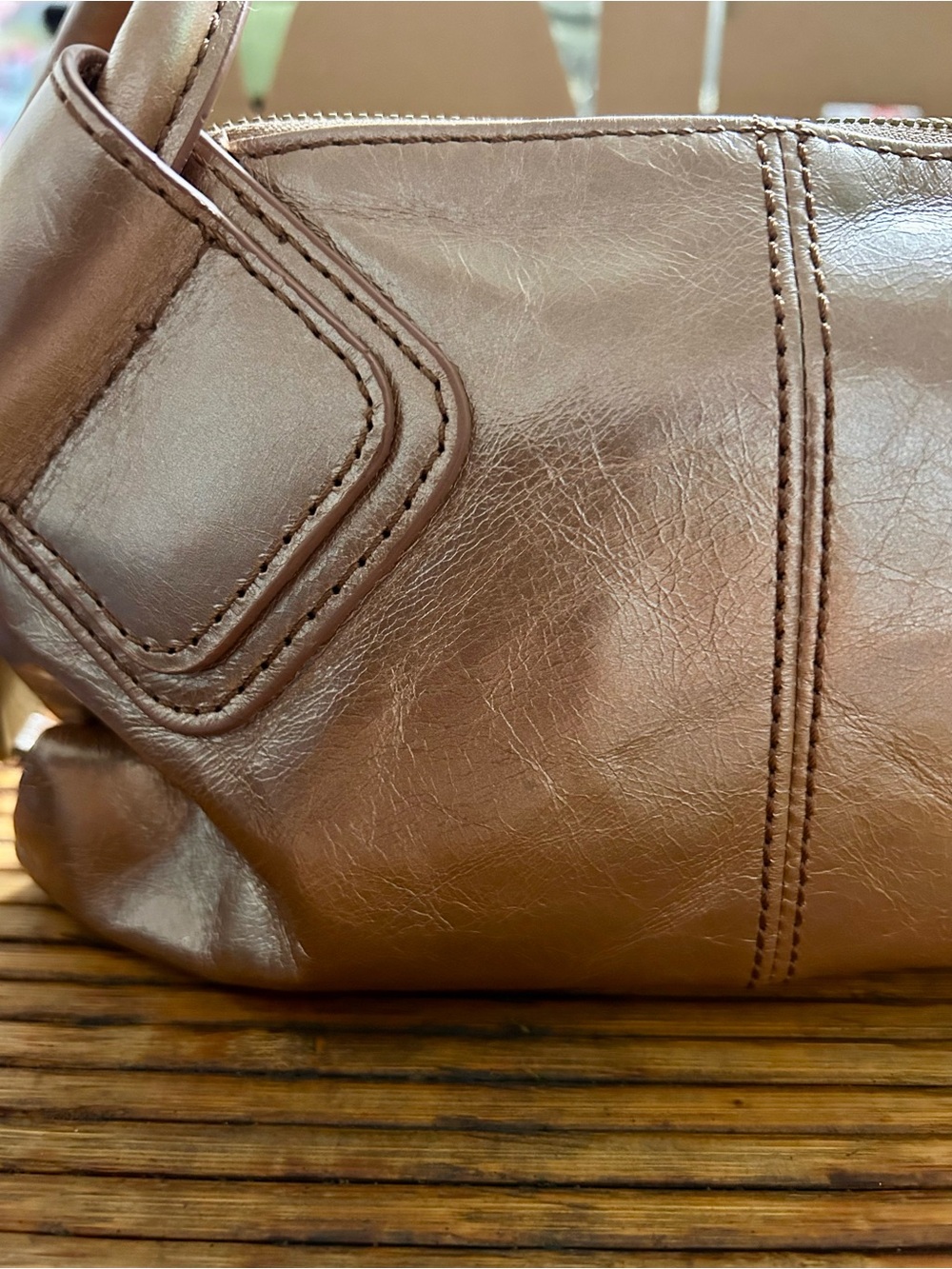 HOBO Metallic Rose Brown Sable Wristlet🤎 - Picture 11 of 16